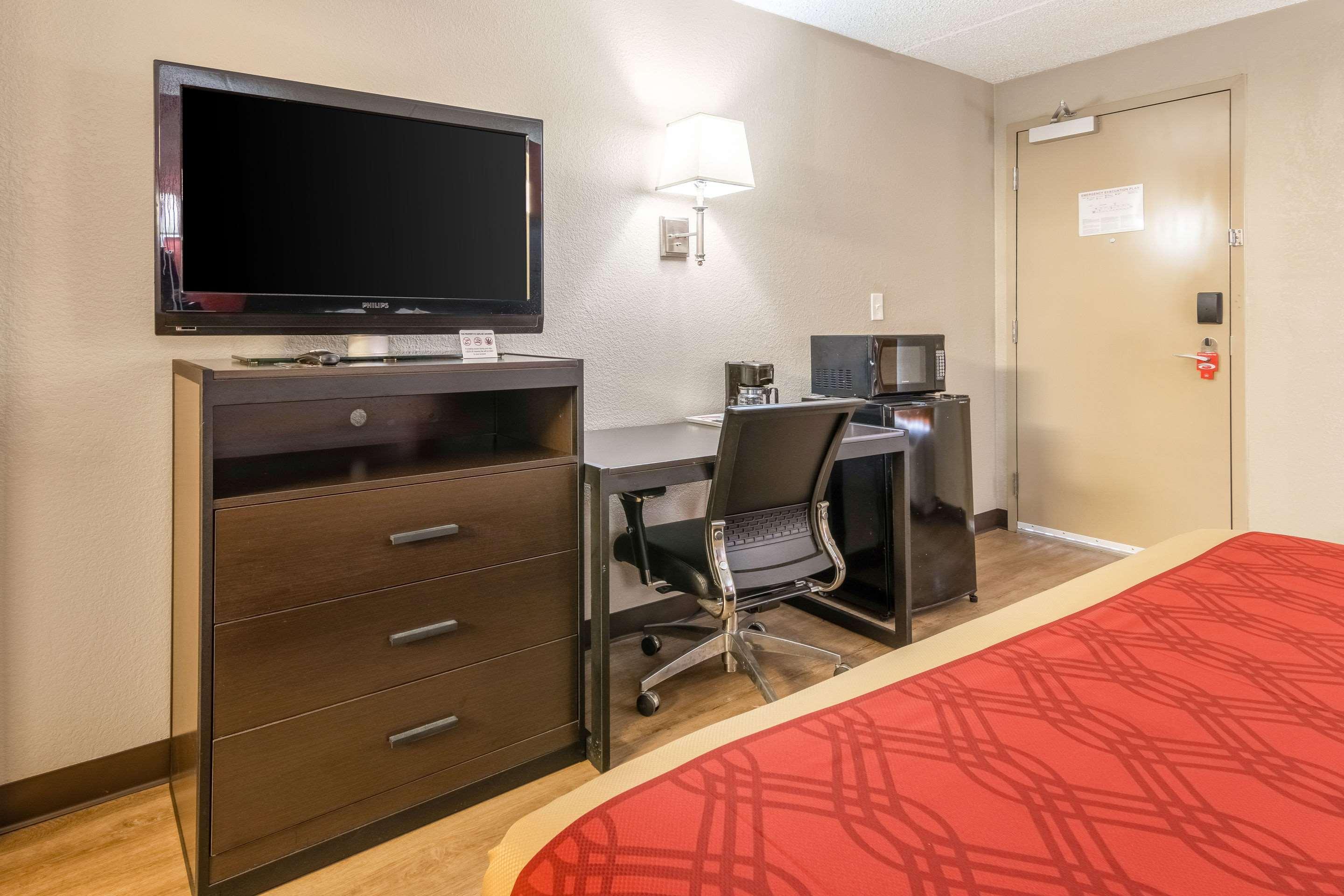 Red Roof Inn Atlanta Airport Ne Conley Eksteriør bilde